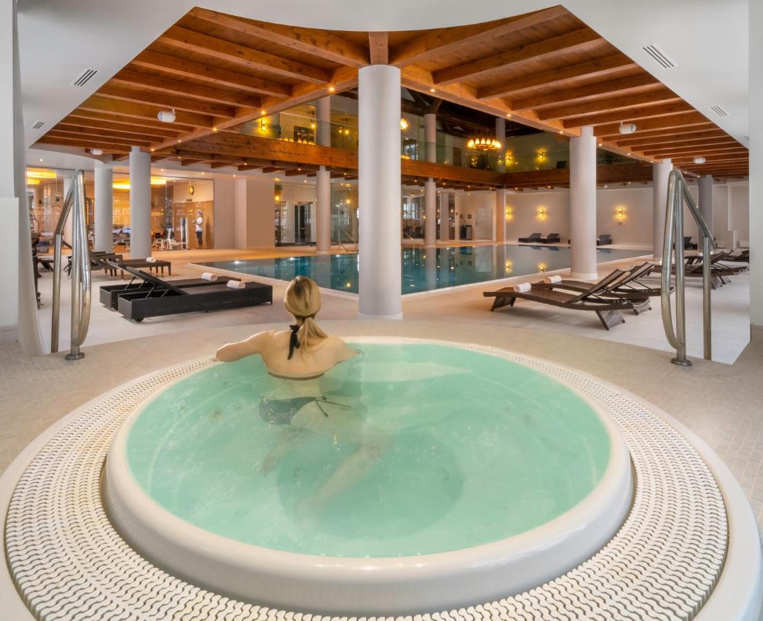 Ana Hotels Bradul Poiana Brasov Εξωτερικό φωτογραφία